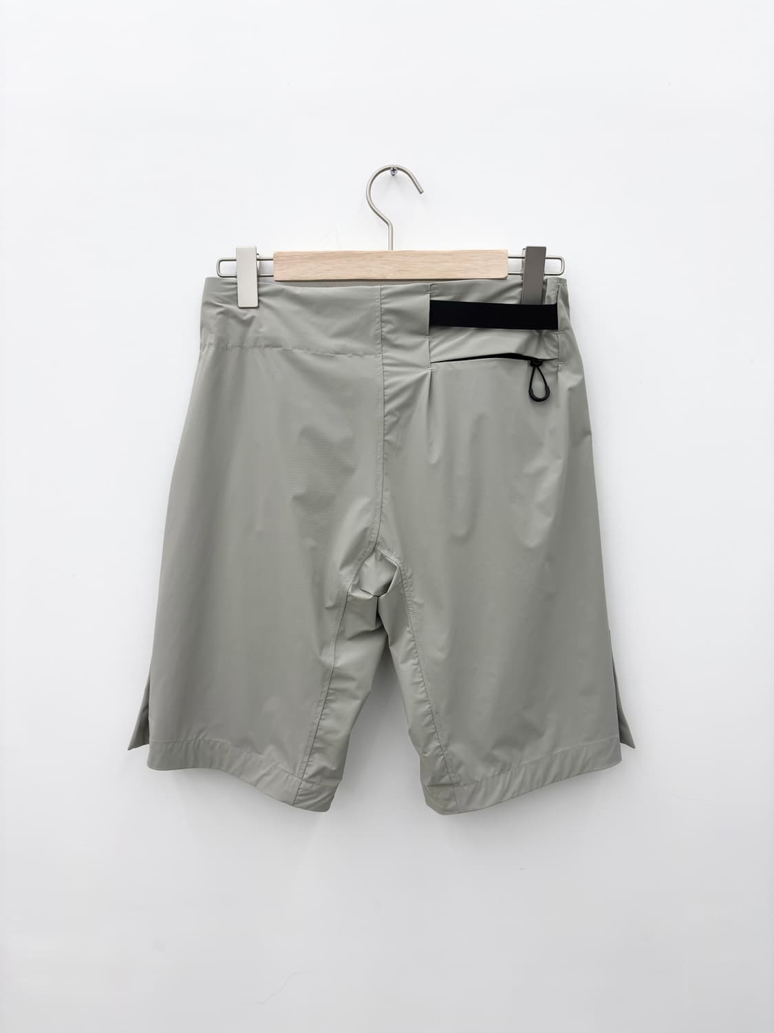 JOHANNA PARV 23AW BELTED SHORTS 상품이미지4