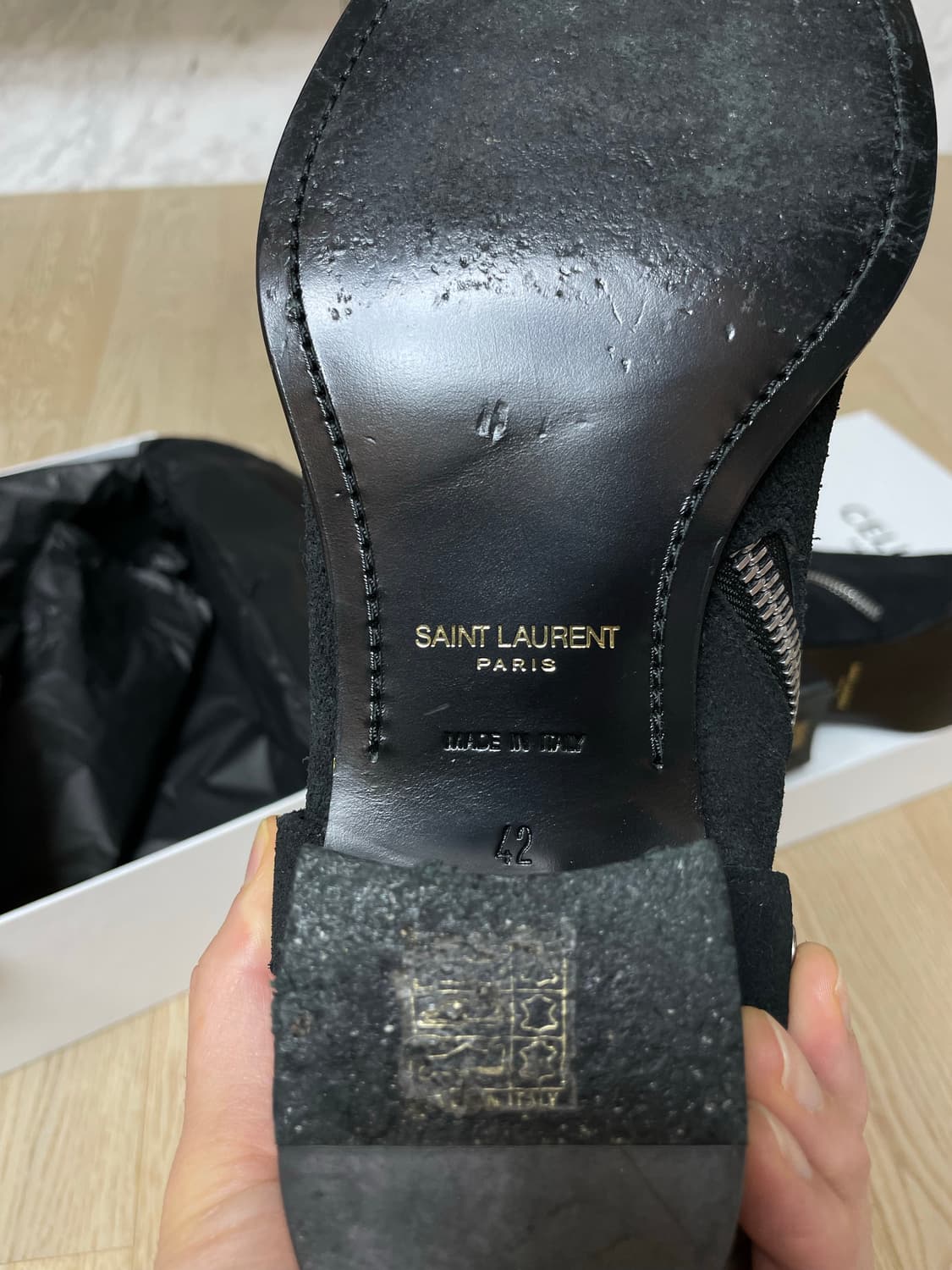 생로랑 13fw 하네스 스웨이드 부츠 42사이즈 팝니다 상품이미지7