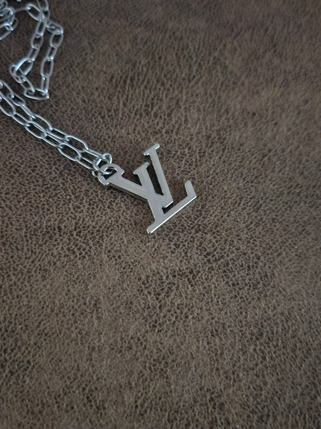 461 루이비통 정품 빈티지 업사이클링 남자 목걸이 남여공용 상품이미지2