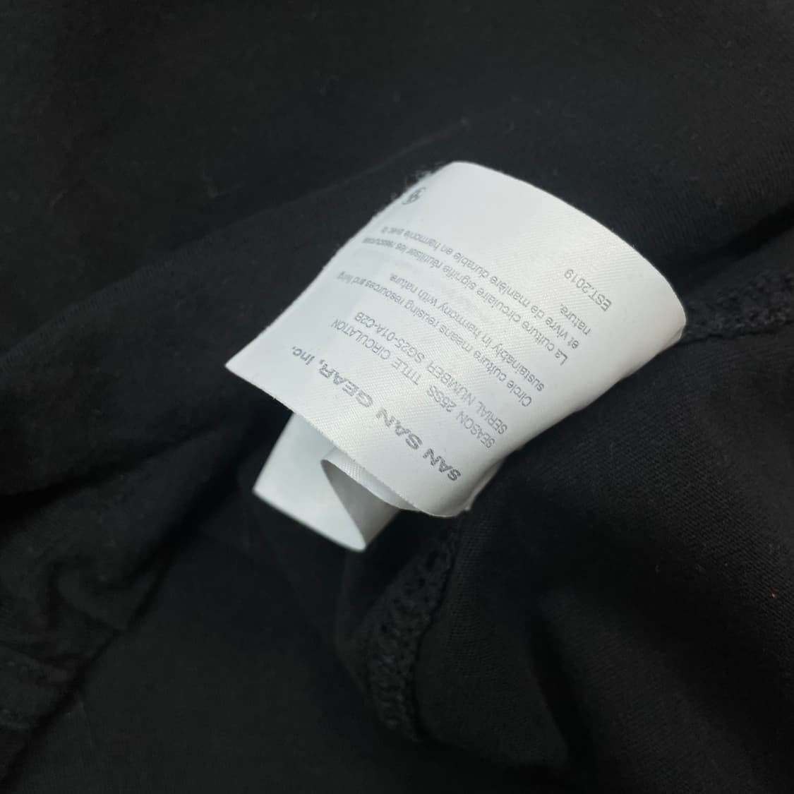 산산기어 롤러블 반팔티 블랙 상품이미지4
