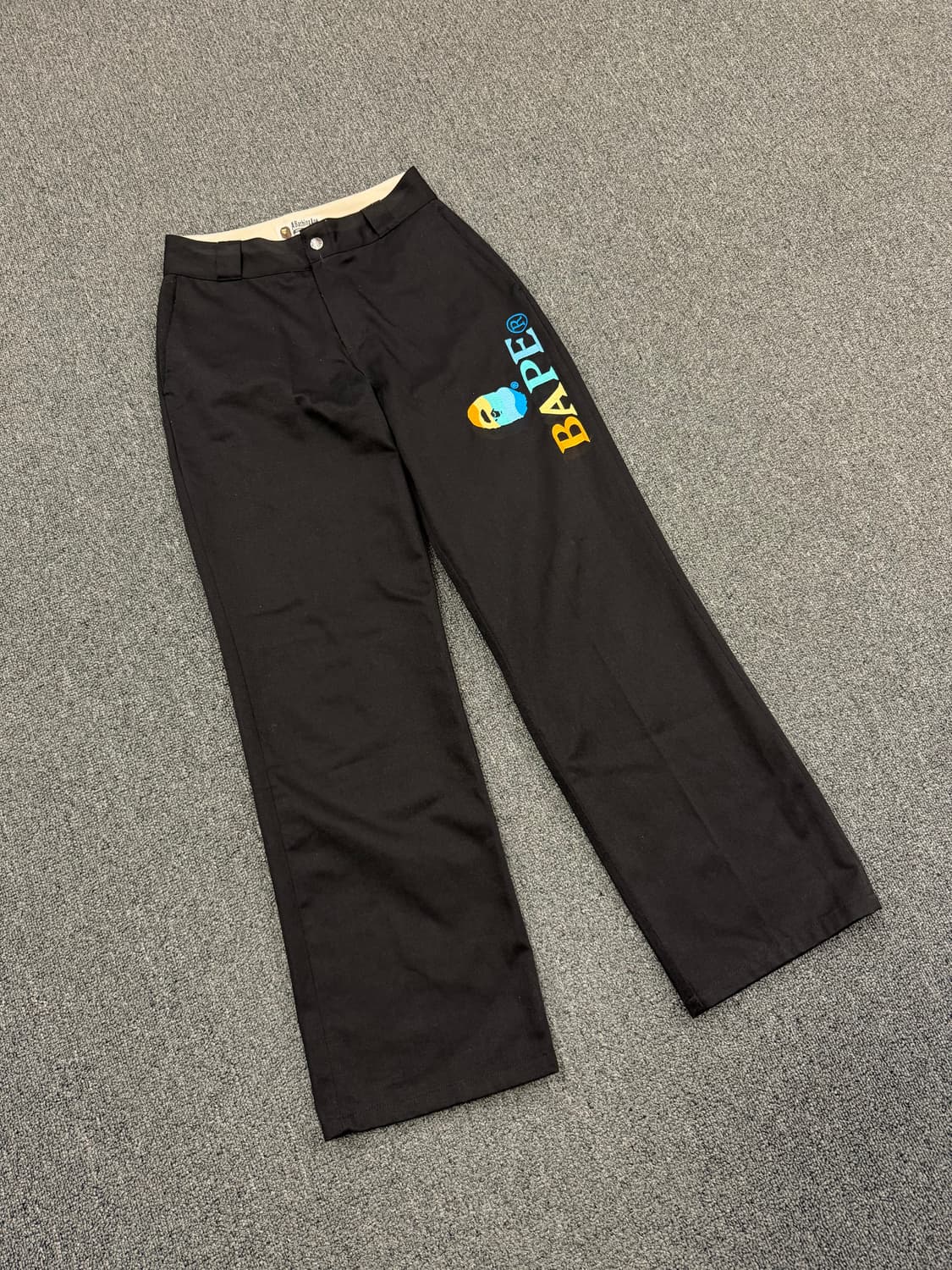 S) 베이프 빈티지 로고 자수 워크팬츠 상품이미지1