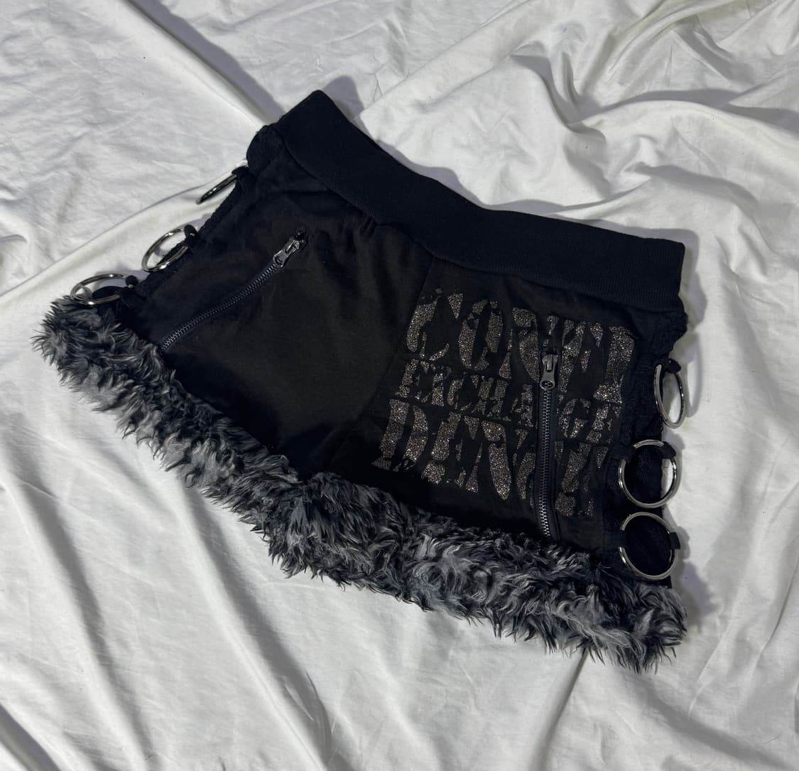 Dig deep 퍼 트리밍 레터링 쇼츠 y2k 갸루 펑크 상품이미지2