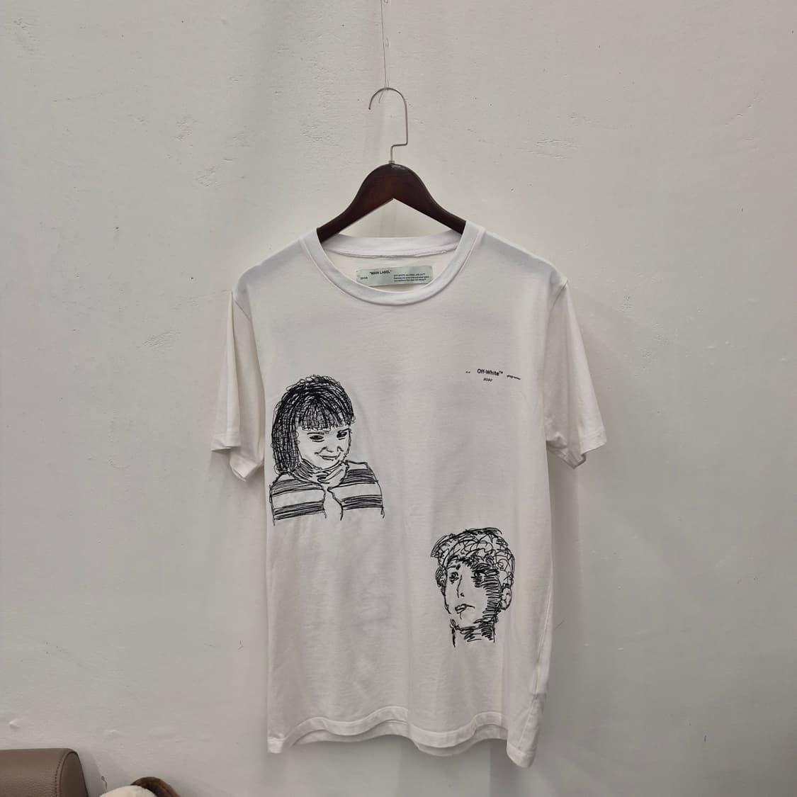 오프화이트 리틀걸 스케치 반팔티 L 상품이미지1