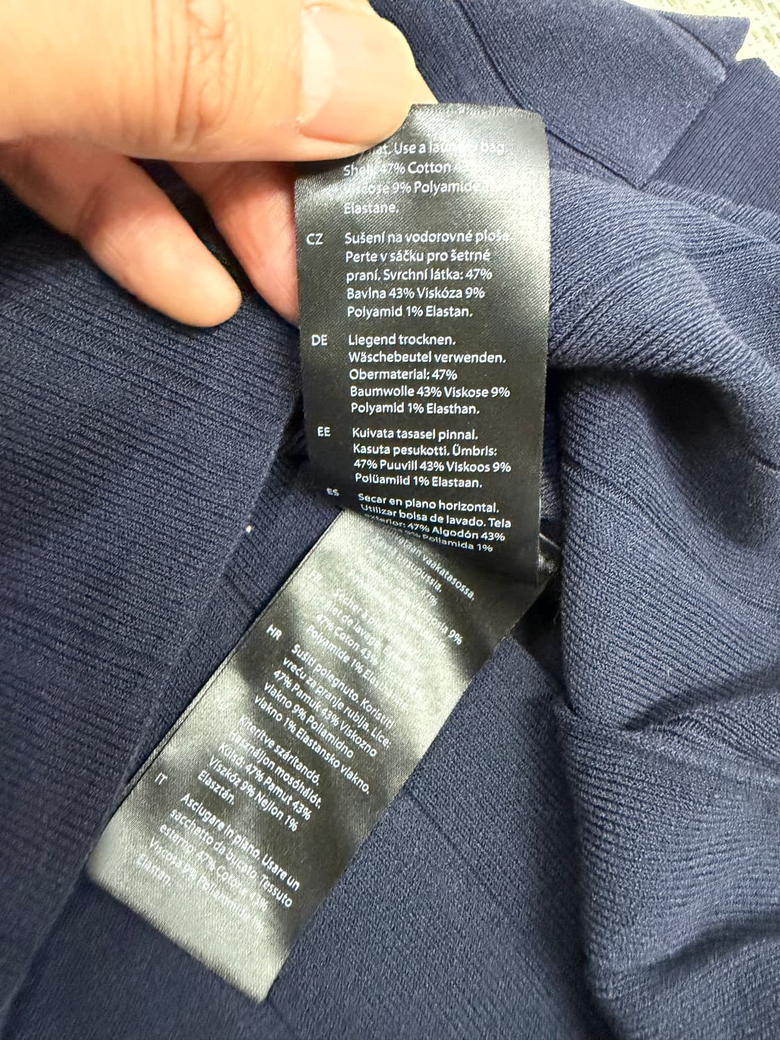 정품) COS 코스 넥라인 립 주름 니트 원피스 S 상품이미지7