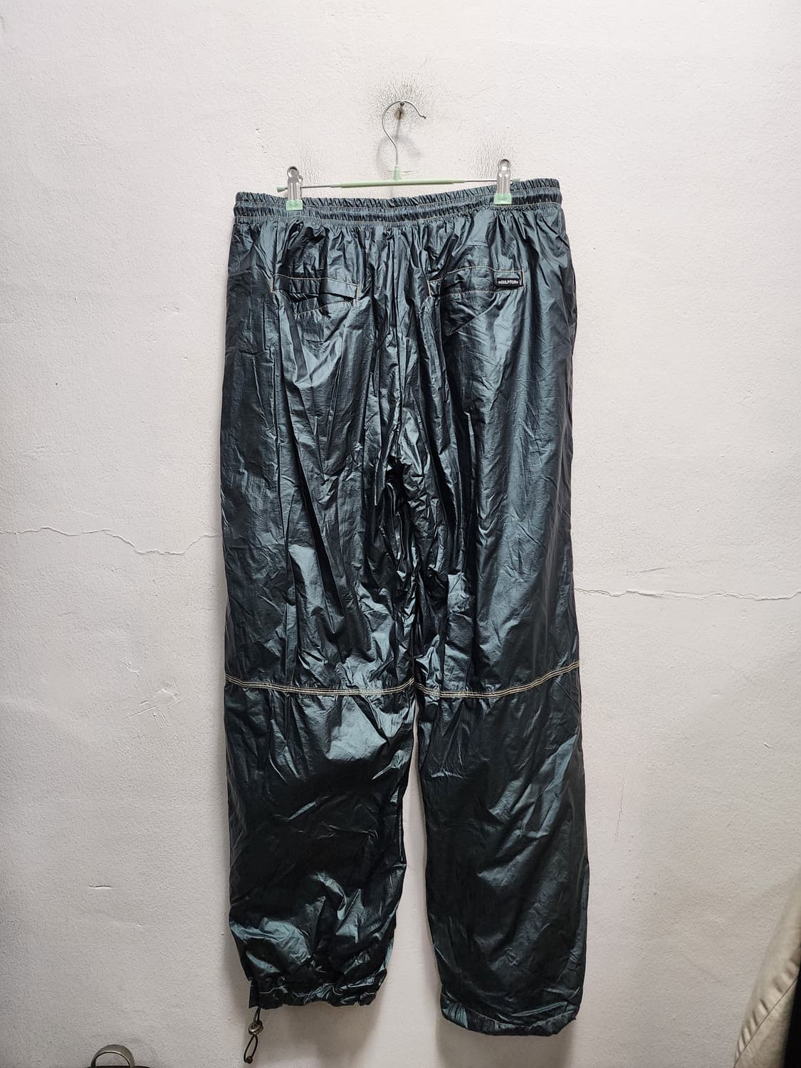 스컬프터 유광 빈티지 나일론 팬츠 상품이미지2