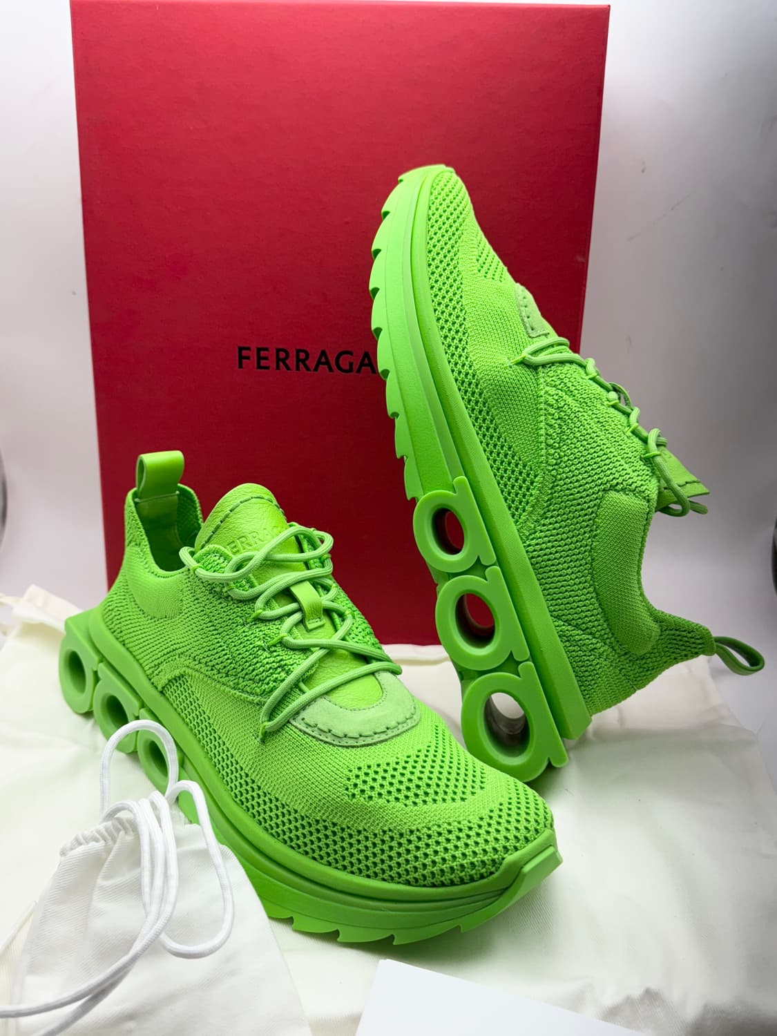 정품)페라가모 스니커즈 상품이미지2