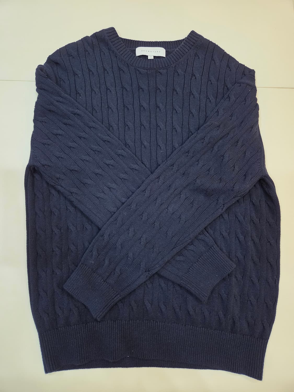 브라운야드 네이비 케이블 니트 4 상품이미지1