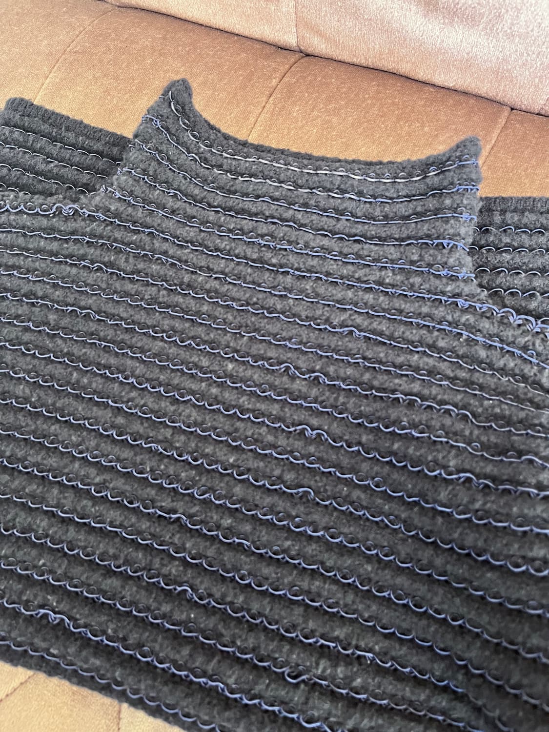 엠포리오아르마니 여성 프린지터틀넥니트 42사이즈 상품이미지6