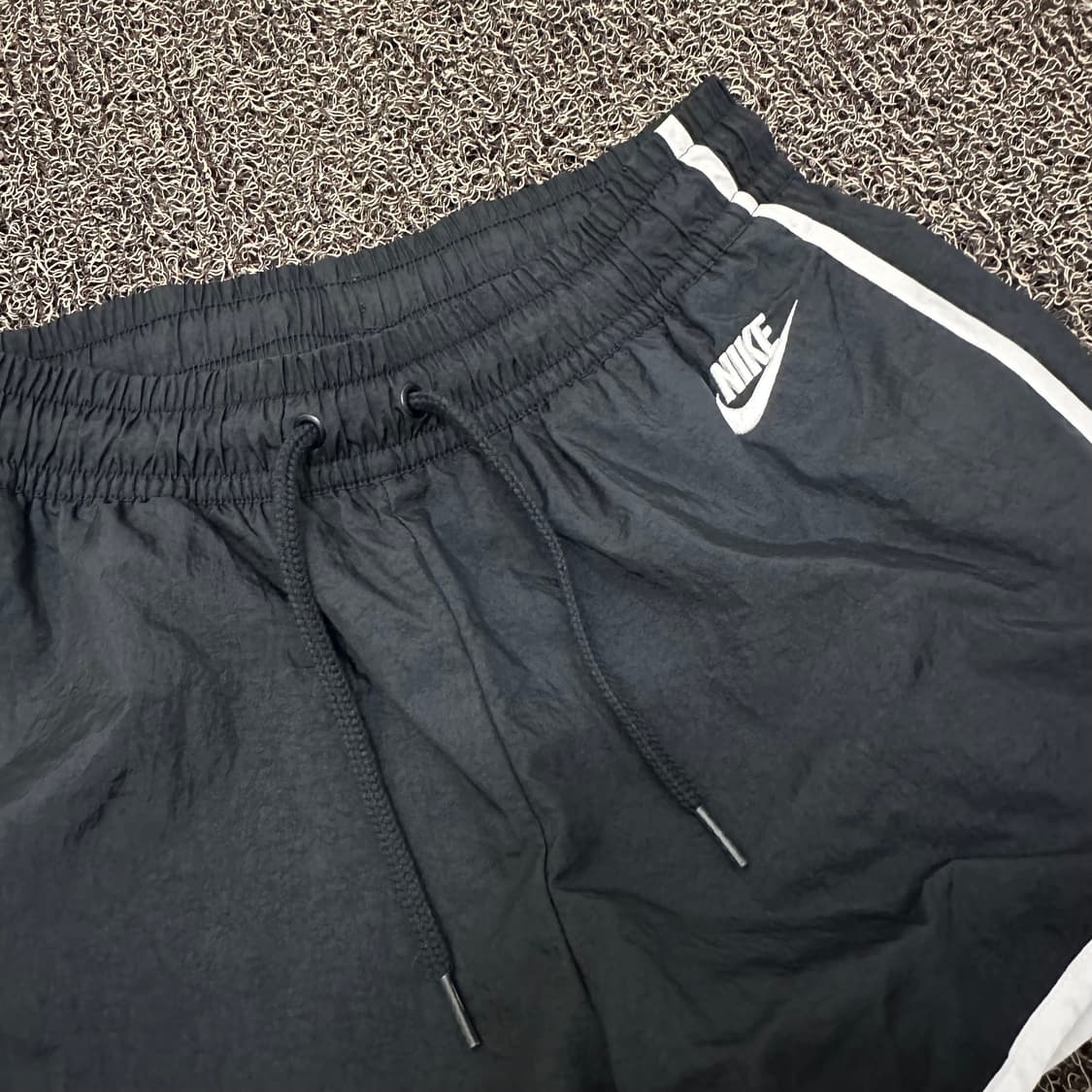 NIKE 나이키 나일론 여성 반바지 운동복 블랙 L 상품이미지2