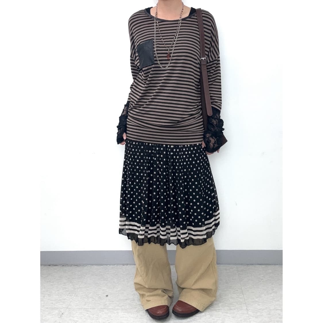 빈티지 블랙 베이지 도트 플리츠 미디 스커트 상품이미지1