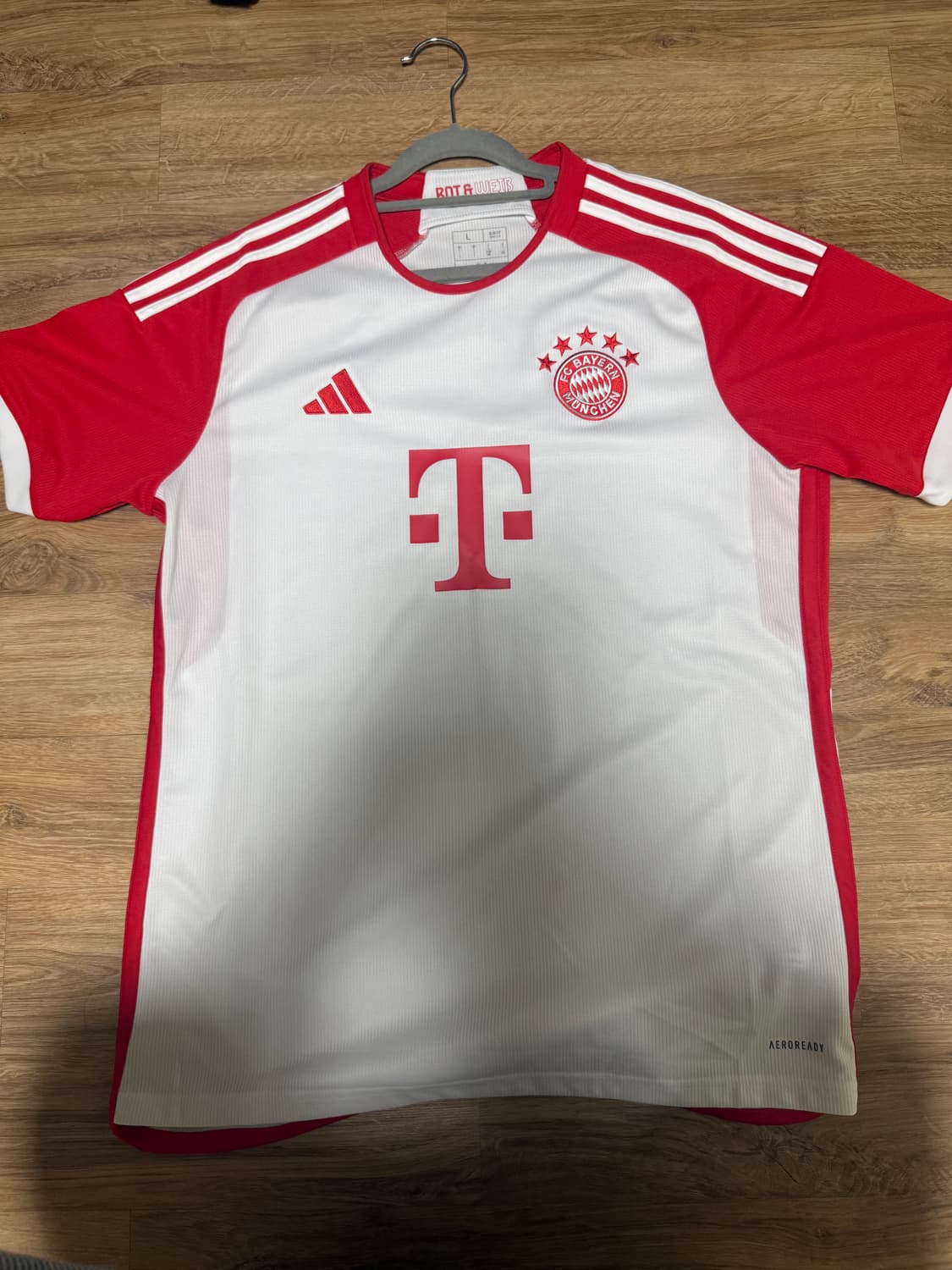 바이에른 뮌헨 23-24 홈 L 상품이미지1