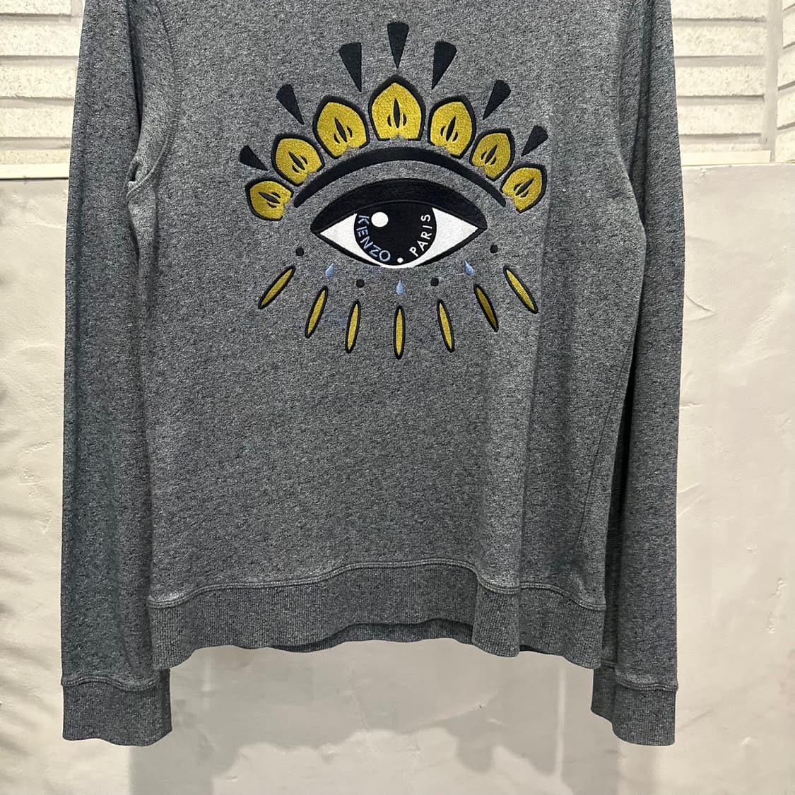 겐조 맨투맨 앞면 그래픽 자수 레터링 로고 디테일 그레이 상품이미지5