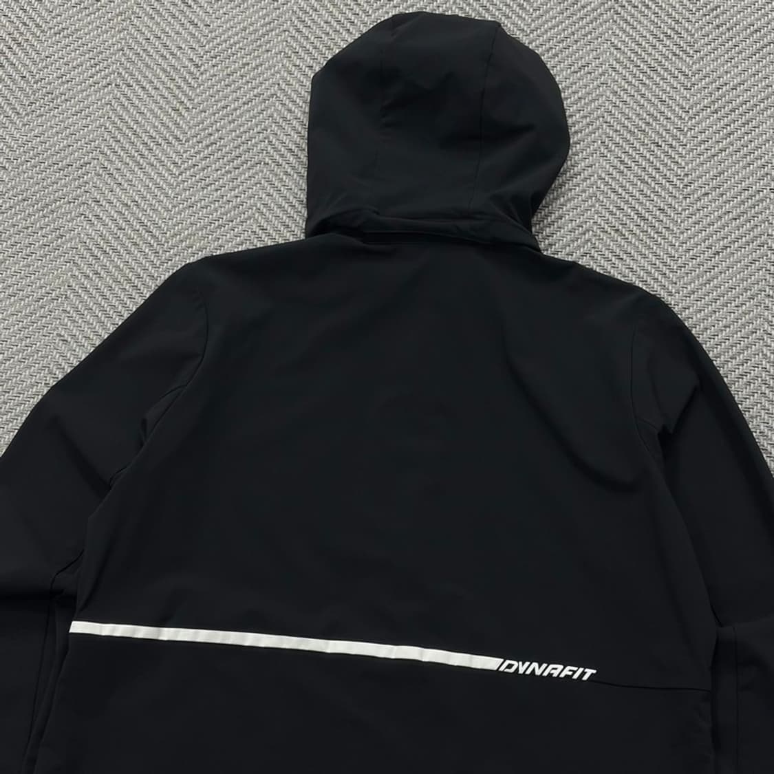 다이나핏 로고 바람막이 v2640 상품이미지4