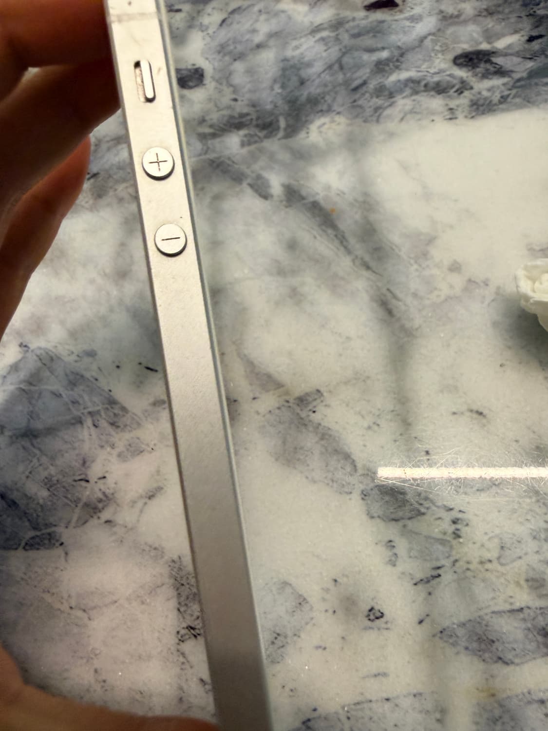 아이폰se 실버 64기가 상품이미지2