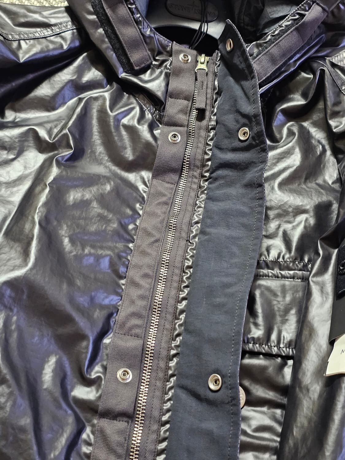 스톤아일랜드 무솔라 고마타-TC 윈드 앤 워터 레지스턴트 패딩 후드 자켓 상품이미지5