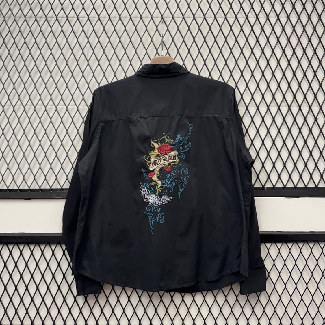 할리데이비슨 긴팔 셔츠 우먼스 장미 레터링 자수 로고 디테일 블랙 상품이미지2