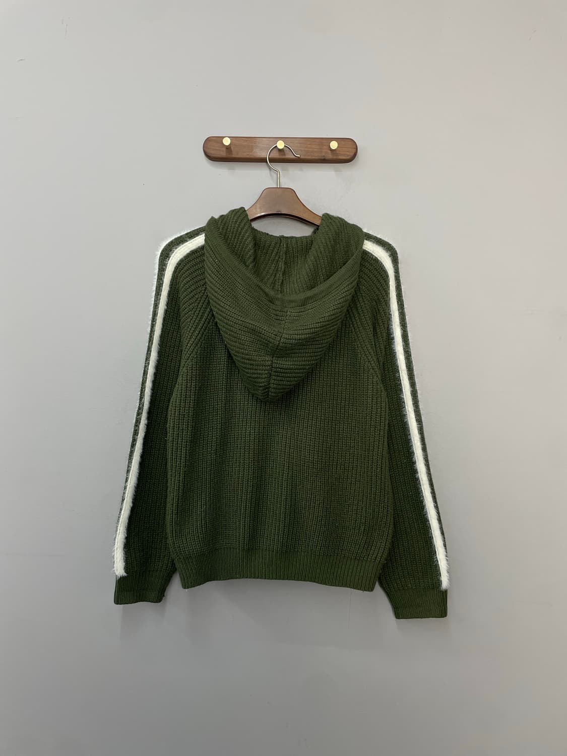 트릴리온 워셔블 헤어리 브러쉬 카키 트랙 후드 니트 집업 H2277 상품이미지4