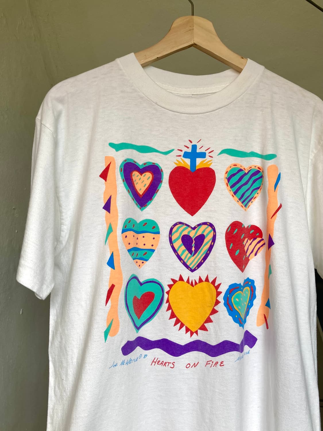 싱글 스티치 하트패턴 티셔츠 상품이미지2