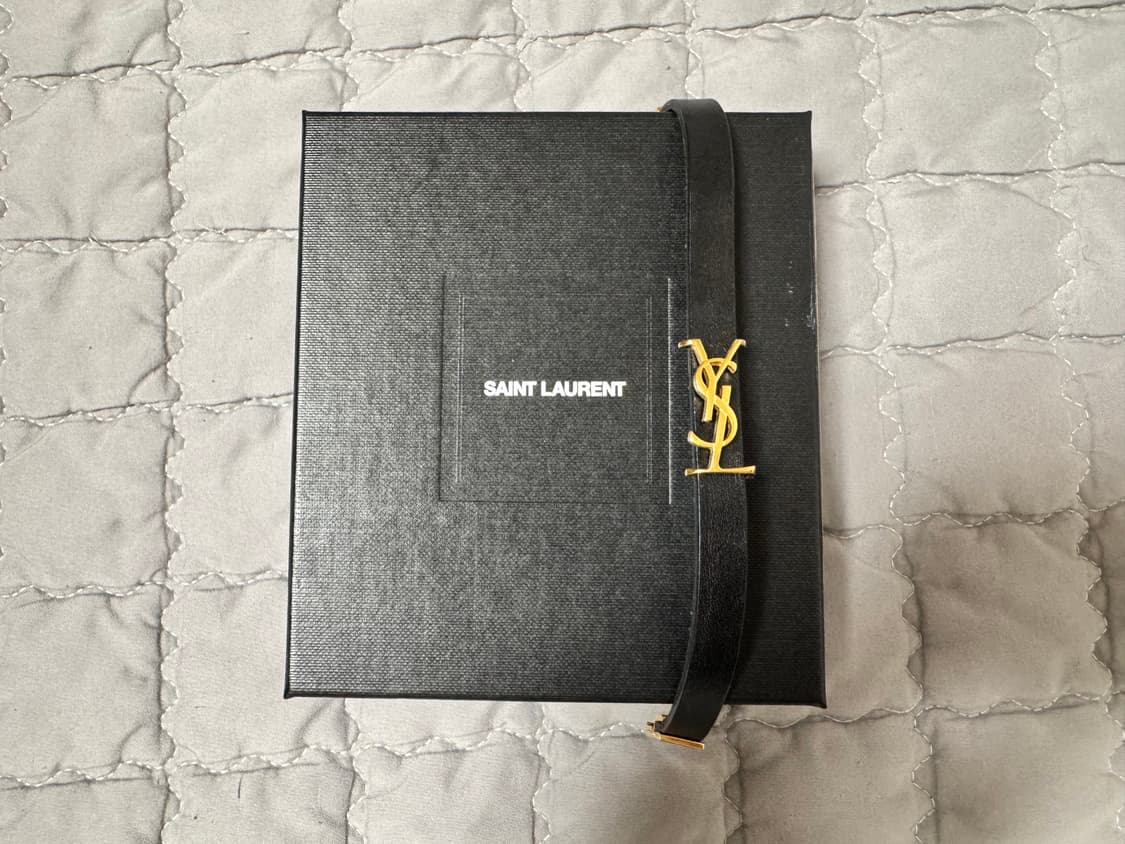 생로랑 모노그램 로고 팔찌 M 상품이미지1