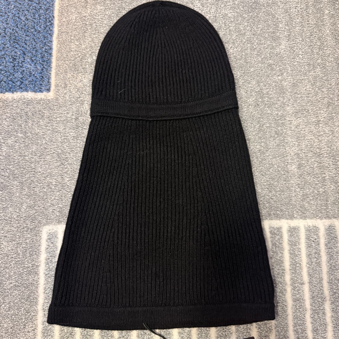 SAINT LAURENT 생로랑 캐시미어 100% 바라클라바새상품 상품이미지1