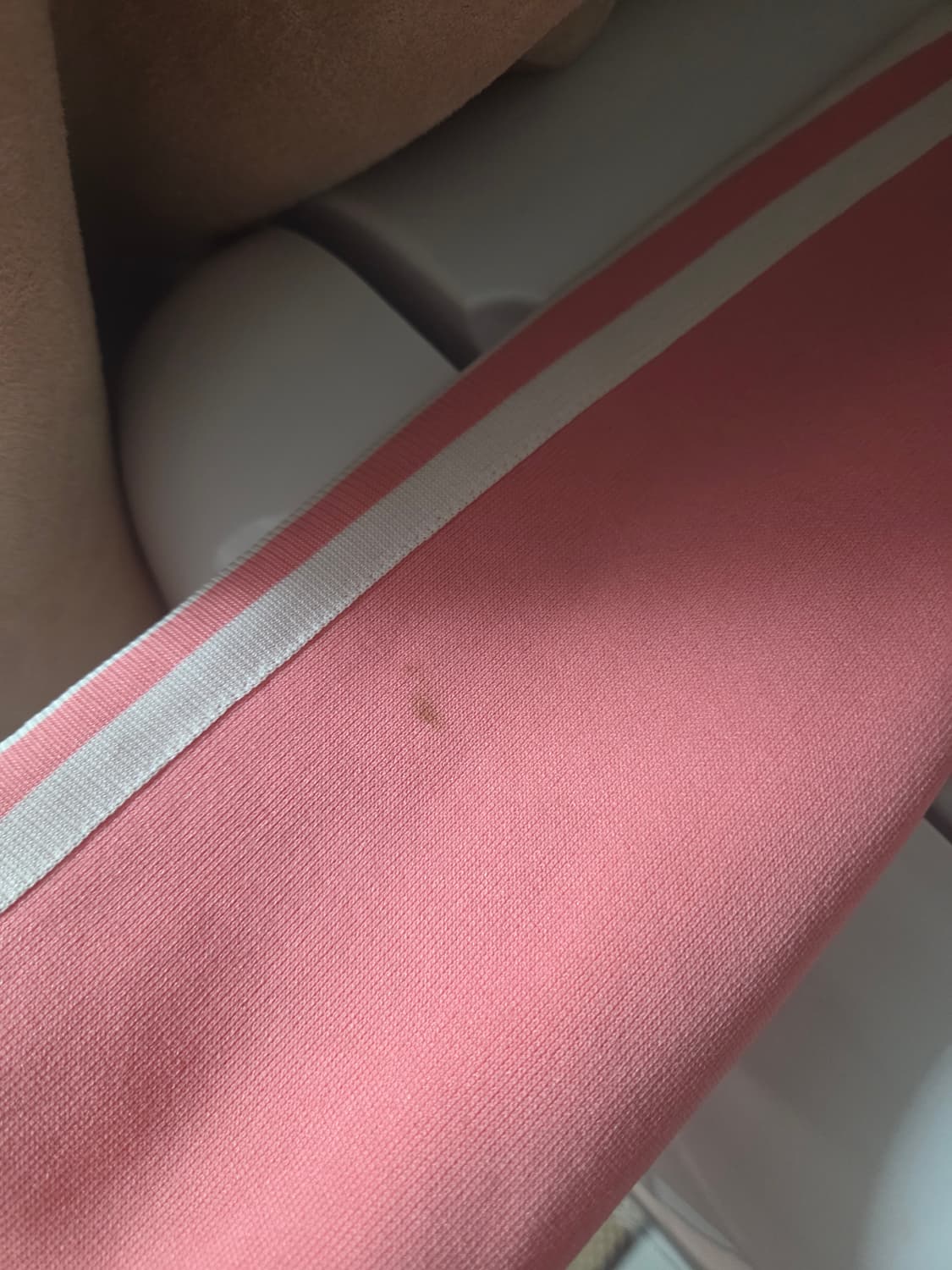 아디다스 대장급 핑크 후드집업내일까지만 4만원
이사 끝나면 글 내려요 상품이미지5