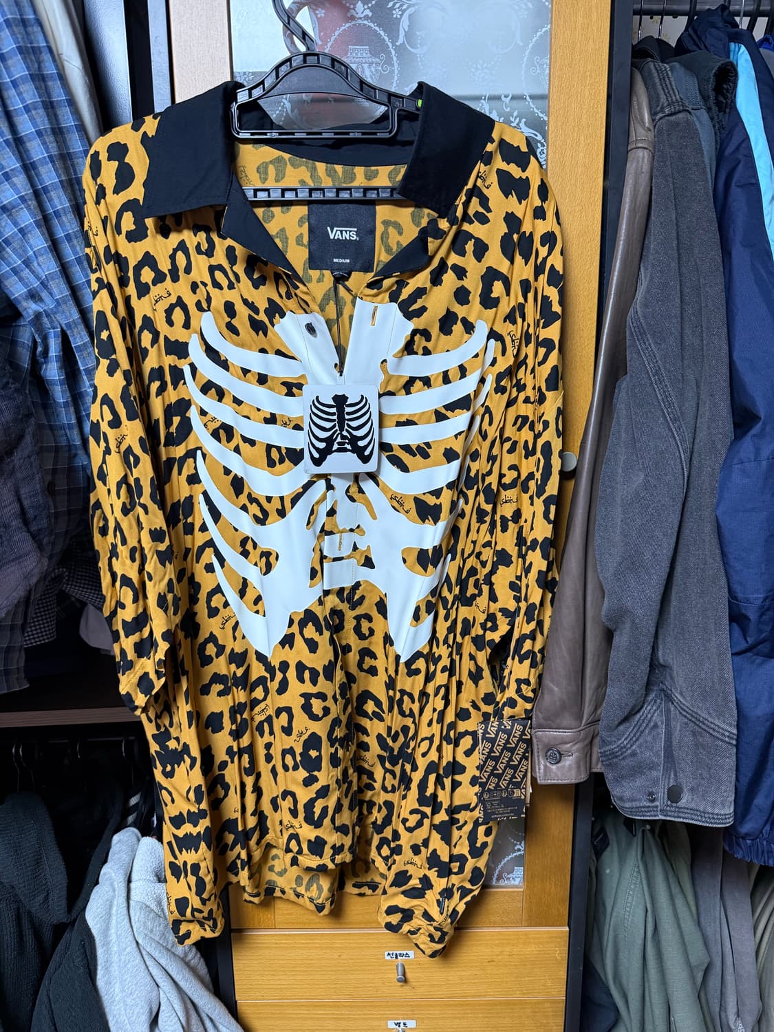 반스 x 마크 사보타지 스켈레톤 숏슬리브 셔츠 브라운 M 상품이미지1