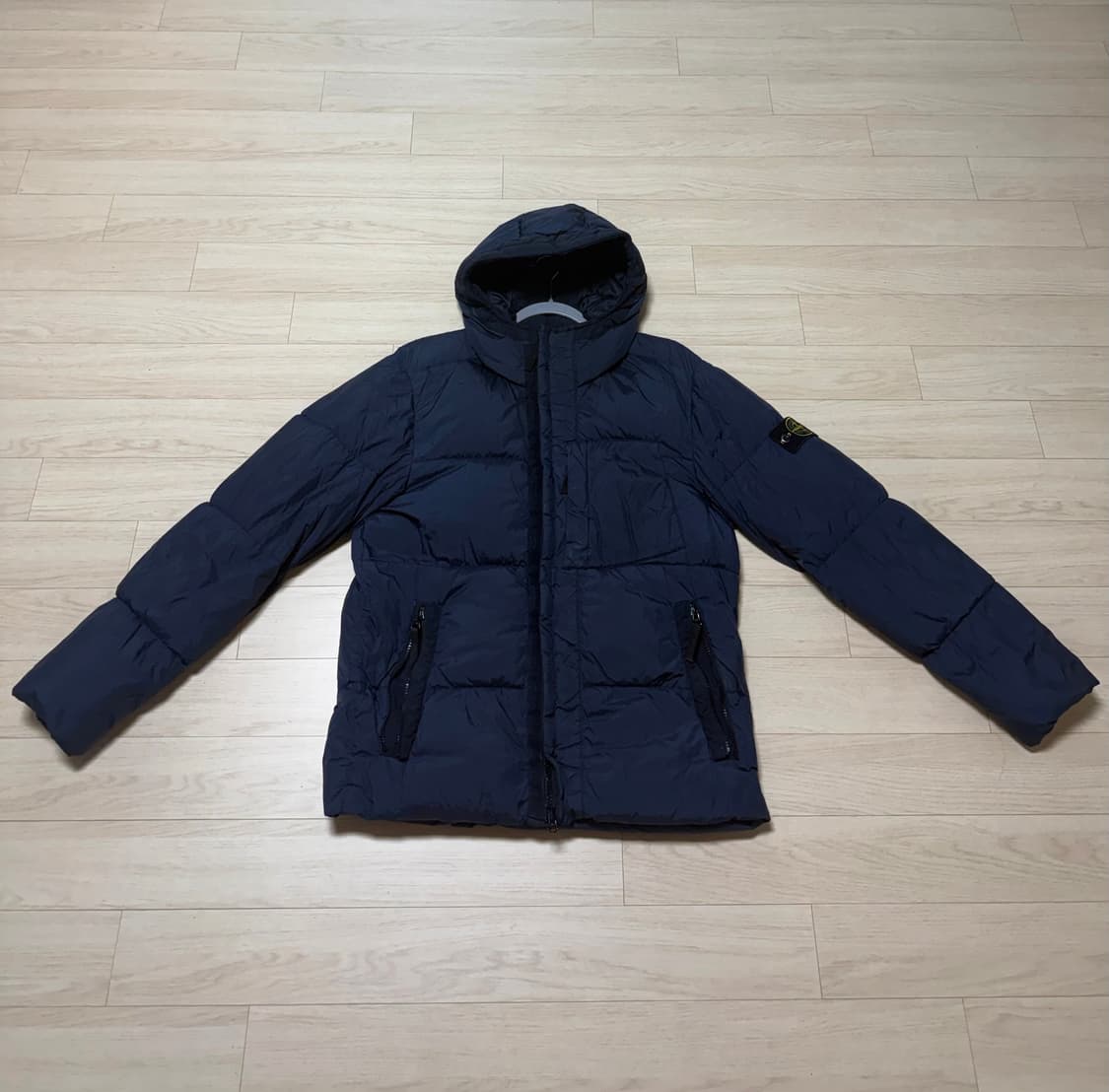 스톤아일랜드 패딩 네이비 M사이즈 상품이미지1