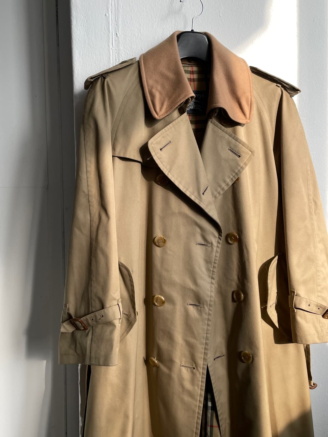 버버리 울 카라 더블 트렌치 코트  상품이미지3