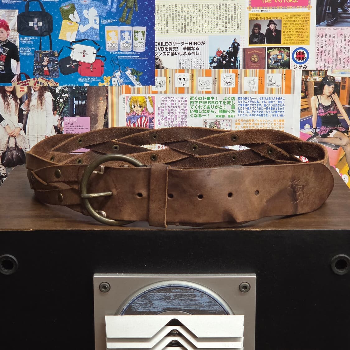 웨스턴 무드 스터드 꼬임 벨트 상품이미지1