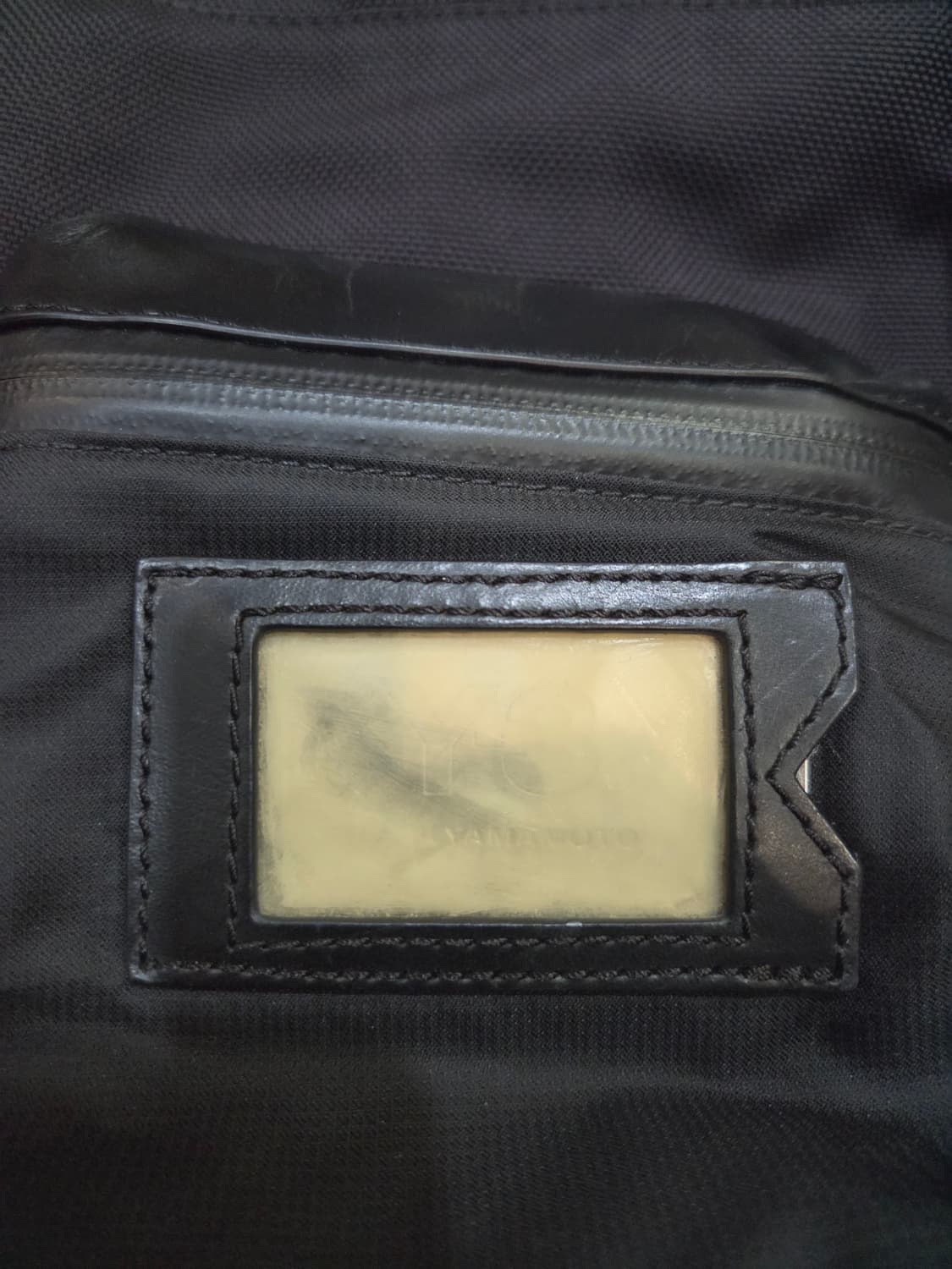 Y-3 크로스백 상품이미지4