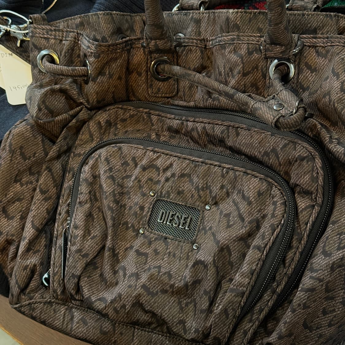디젤 다크 브라운 레오파드 3웨이 크로스백 토트백 숄더백 상품이미지8