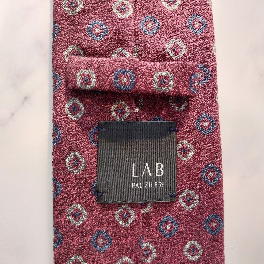 빨질레리 울&코튼&실크 와인 패턴 넥타이 8.1cm A+등급 K1424
 상품이미지9