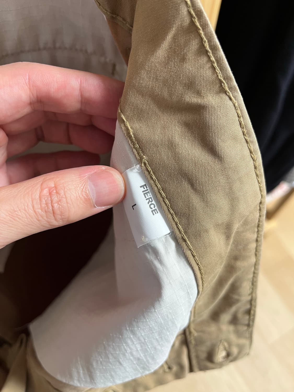 피어스 블랙아웃 커스텀 스터드 팬츠 상품이미지5