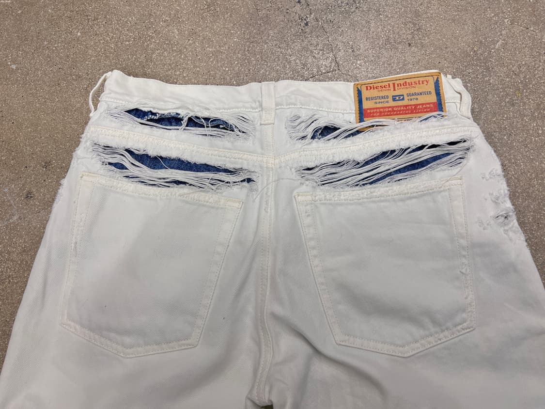 디젤 디스트레스 화이트 데님 상품이미지6
