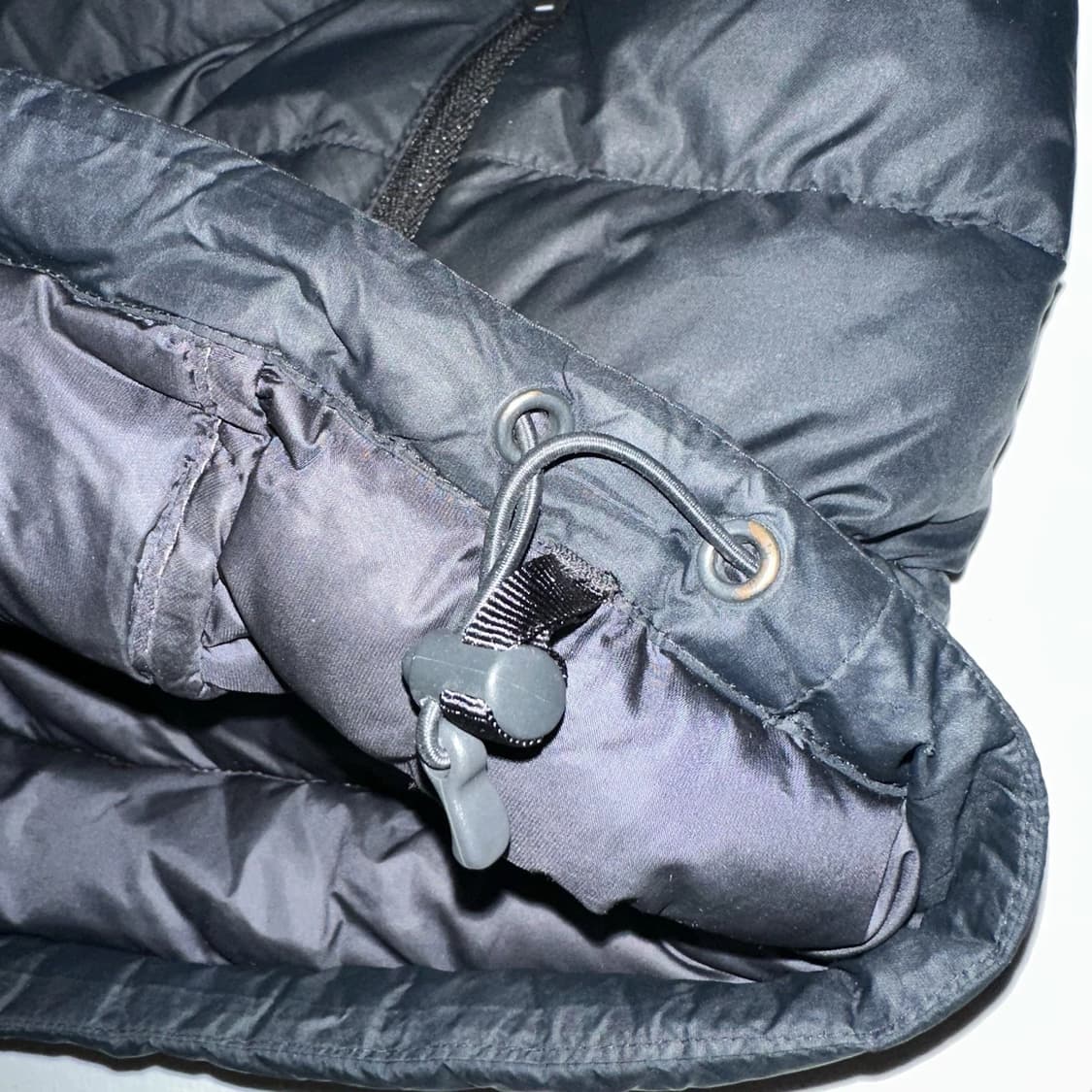 마운틴하드웨어 650 경량패딩 블랙 상품이미지4