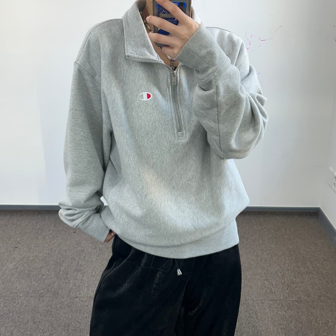 Champion 챔피온 스몰로고 그레이 반집업 맨투맨 상품이미지2