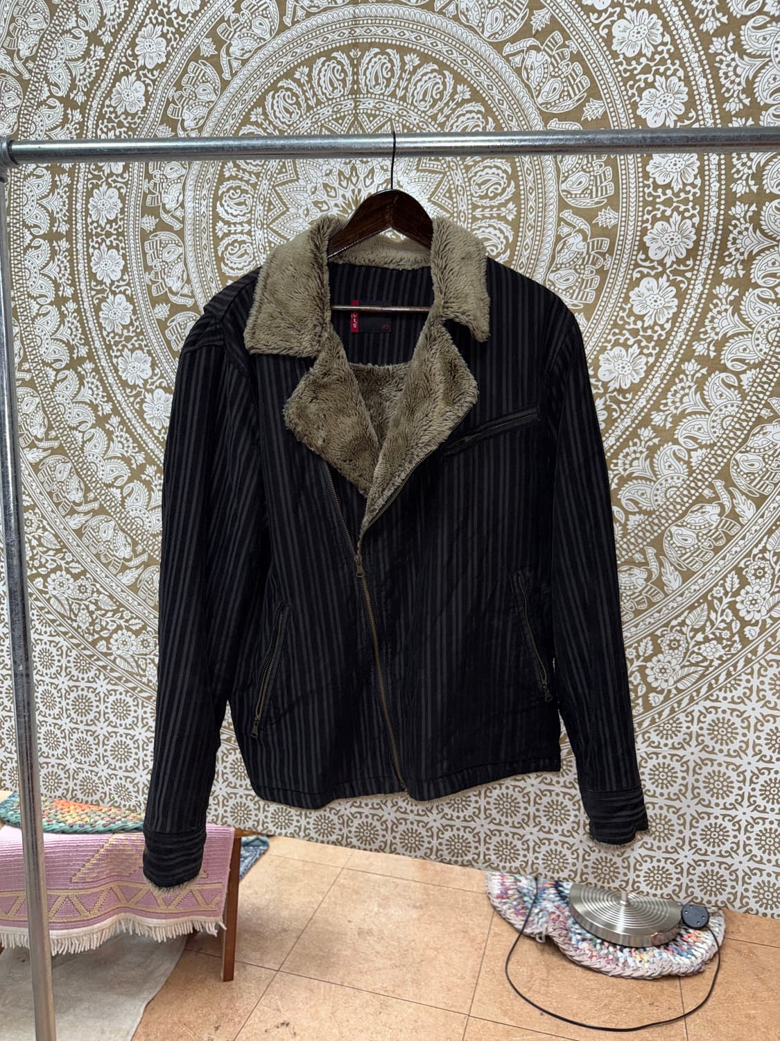 리바이스 골덴 스트라이프 사선지퍼 양털 쉐르파 자켓  상품이미지5