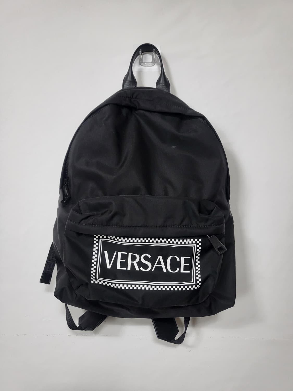 베르사체(Versace)블랙 나일론 로고 스탬프 백팩 새제품급 상품이미지3