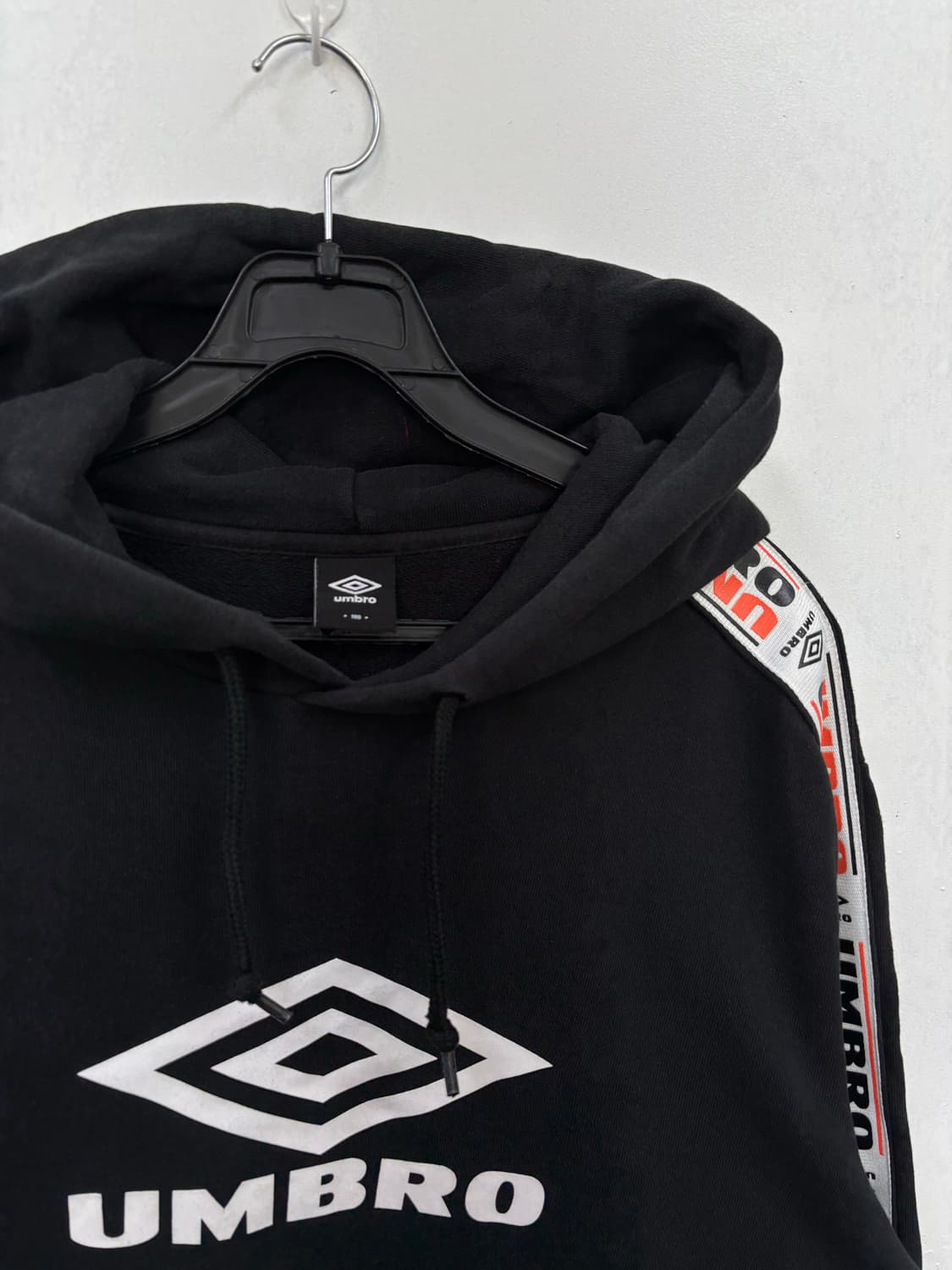 엄브로 후드티 상품이미지2