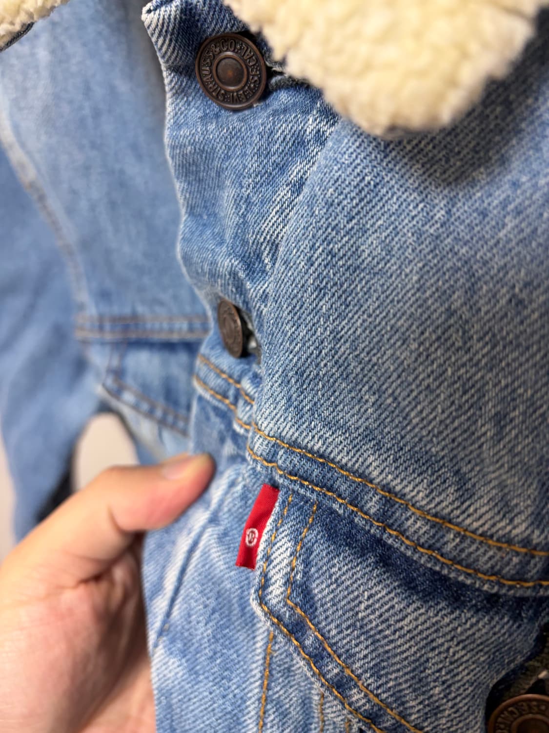 M) levis 리바이스 양털 쉐르파 트러커 데님자켓 상품이미지4