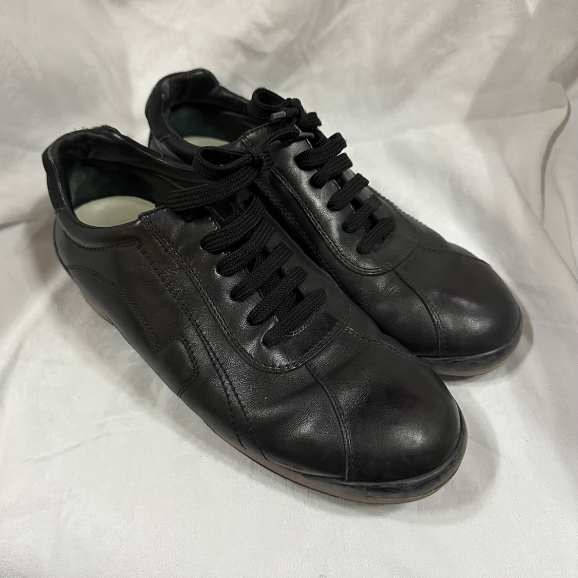 페레가모 가죽스니커즈 240-245 상품이미지1