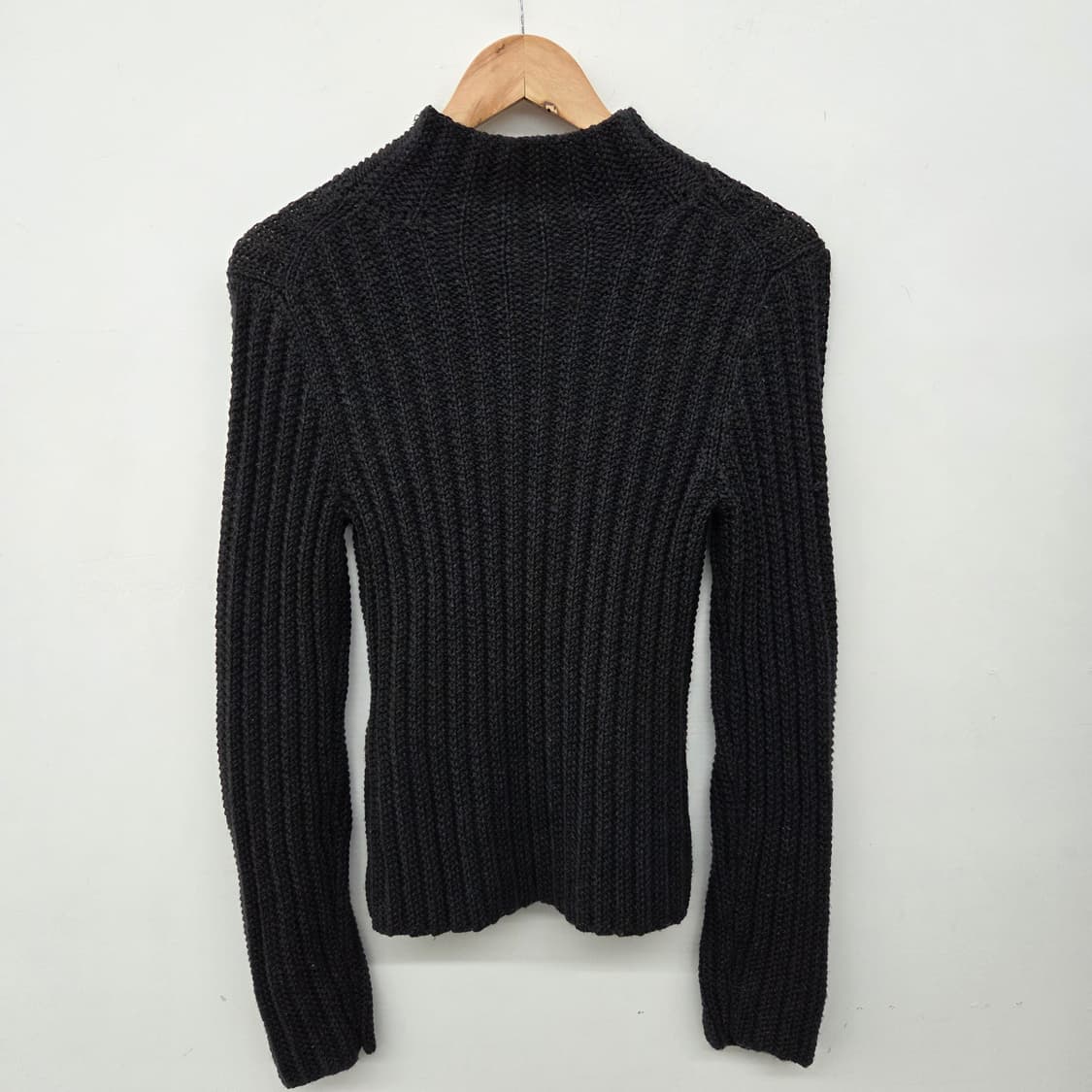 띠어리 블랙 골지 니트 긴팔 탑 여m 상품이미지4