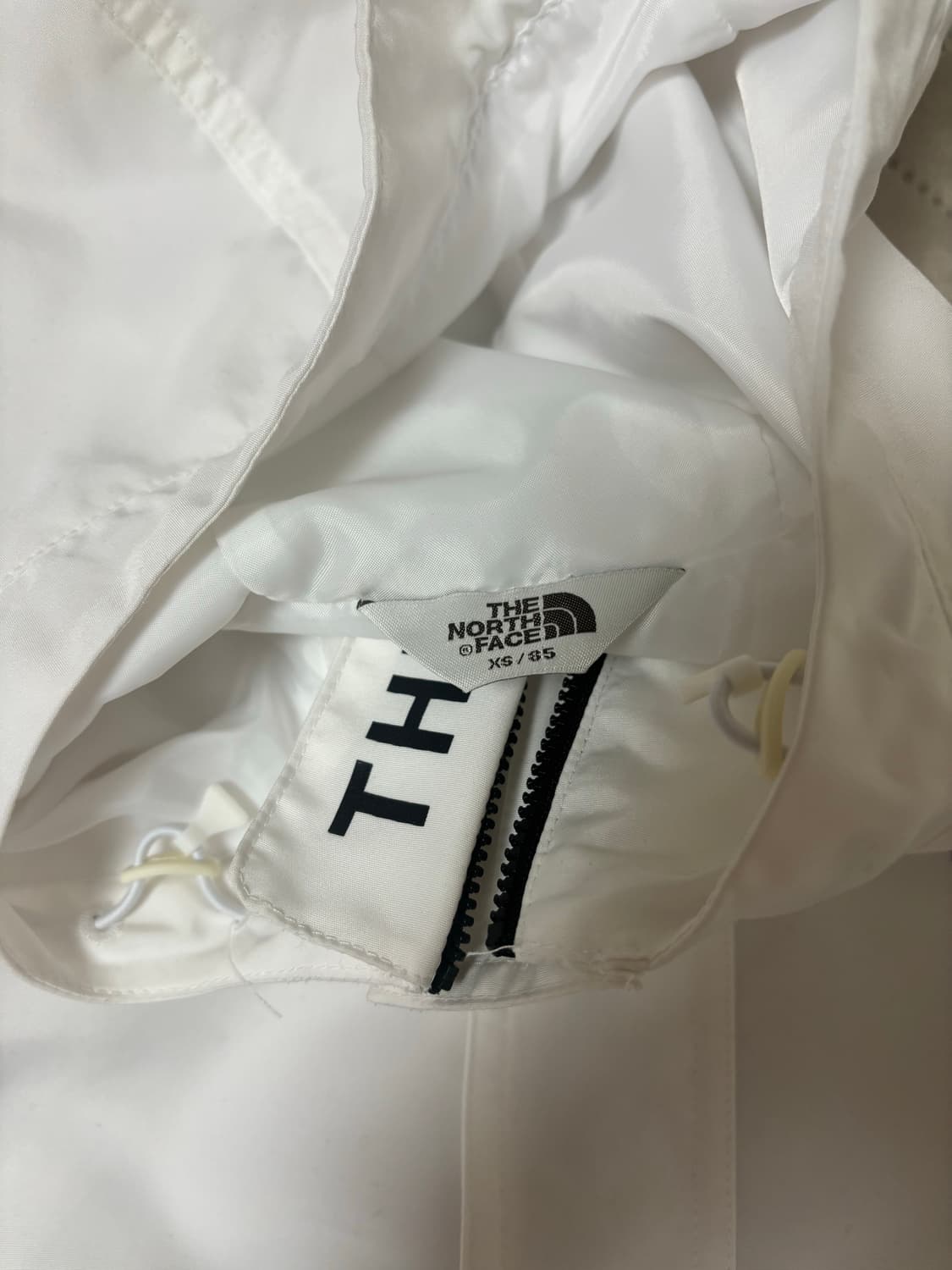 노스페이스 반집업 바람막이xs 상품이미지3