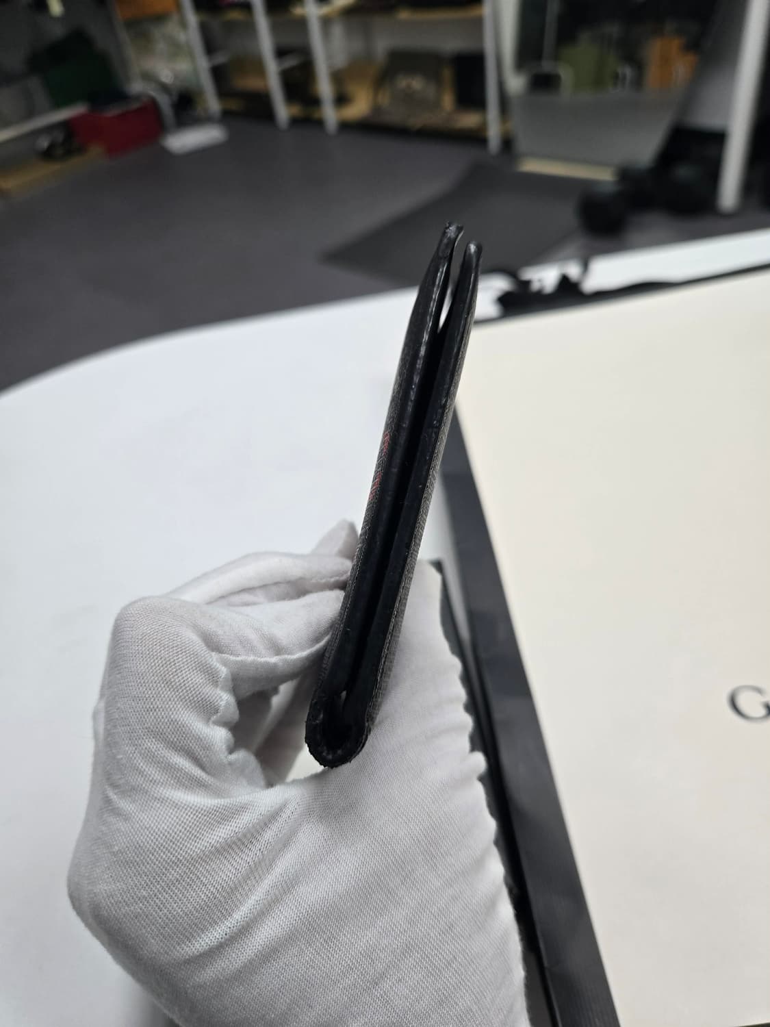 [A급컨디션] 구찌 레드 울프 반지갑 상품이미지4