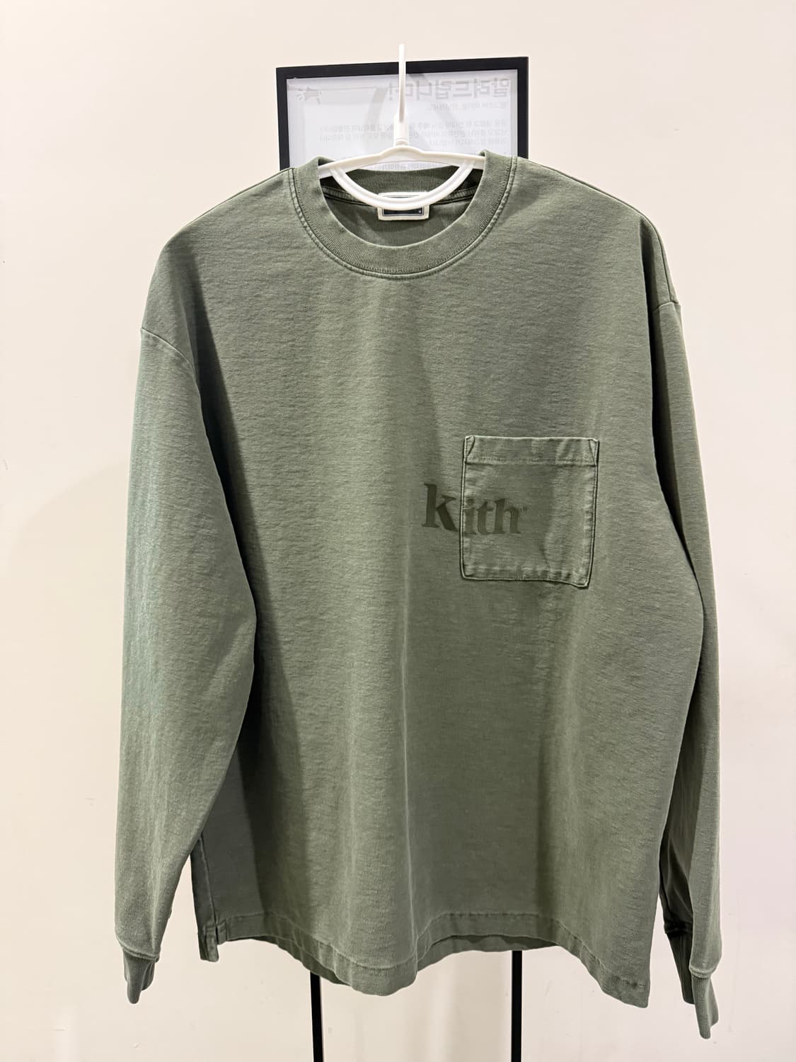 [새상품급-M] KITH 키스 롱슬리브 퀸 티셔츠 상품이미지1