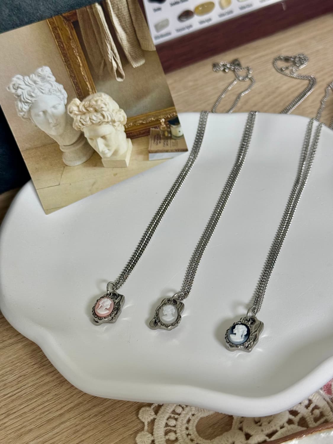 그 자체로 아트🪞까메오 써지컬 롱 목걸이-핑크🩷 상품이미지3