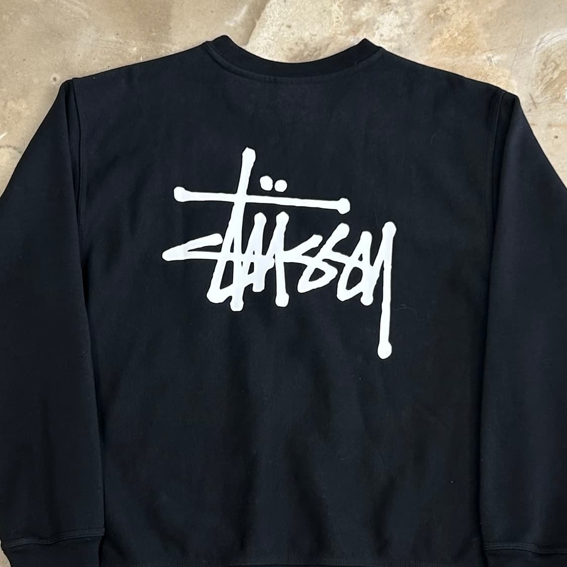 M 스투시 빅로고 블랙 맨투맨 상품이미지1