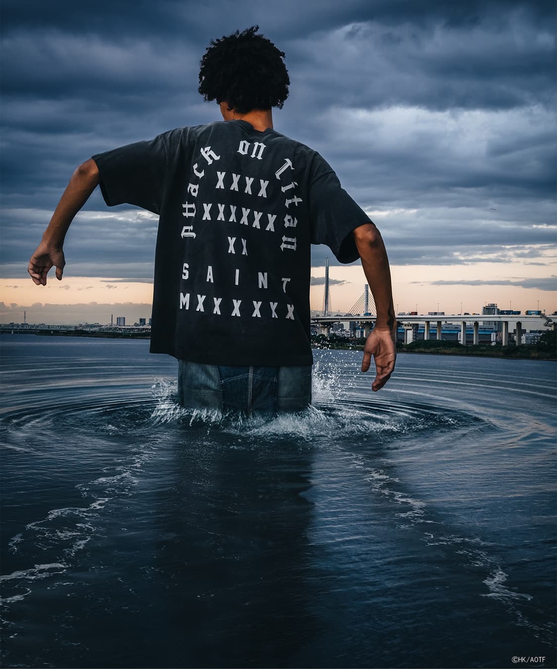 [새상품/L] 세인트미카엘 X 진격의 거인 반팔 티셔츠 블랙 상품이미지5