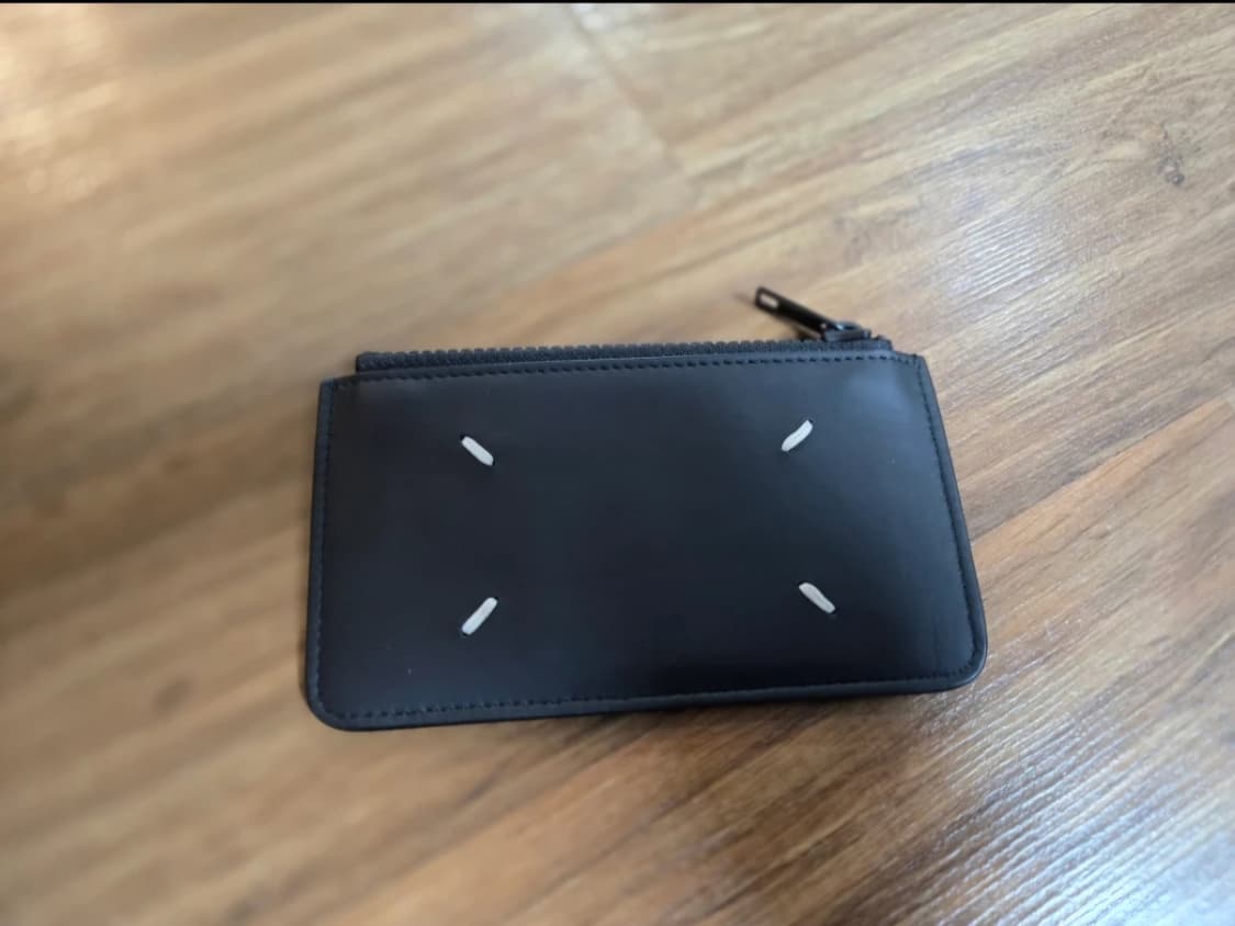 [새상품]메종 마르지엘라 블랙 가죽 카드 지갑 [정품] 상품이미지1