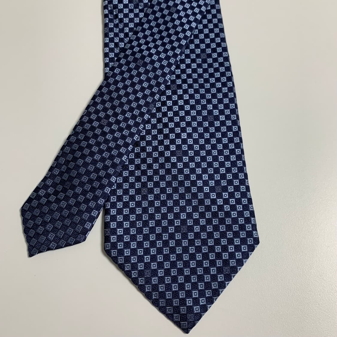 지방시(GIVENCHY) 신형라벨 명품넥타이 로고플레이 최상급 A+등급 상품이미지4